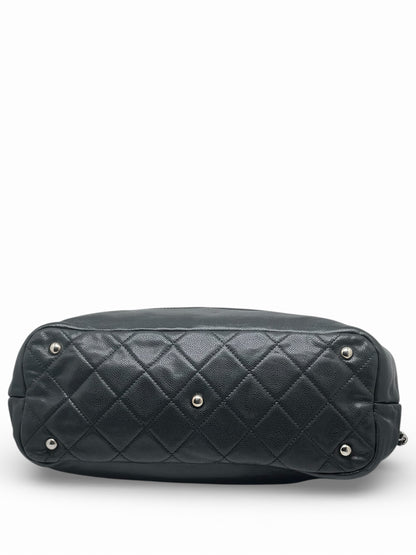 Chanel - Cabas en cuir caviar