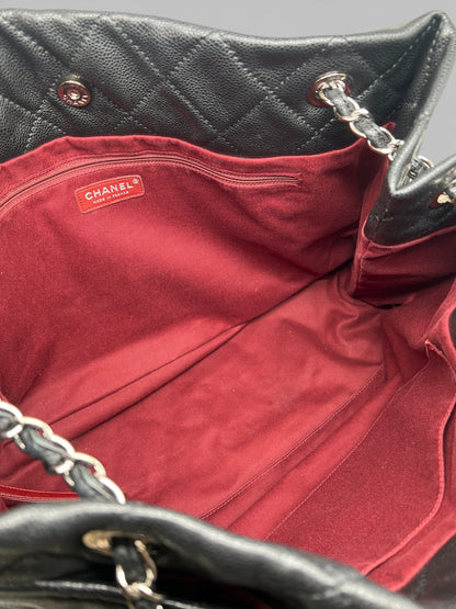 Chanel - Cabas en cuir caviar