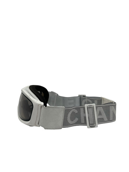 Chanel - Masque de ski blanc