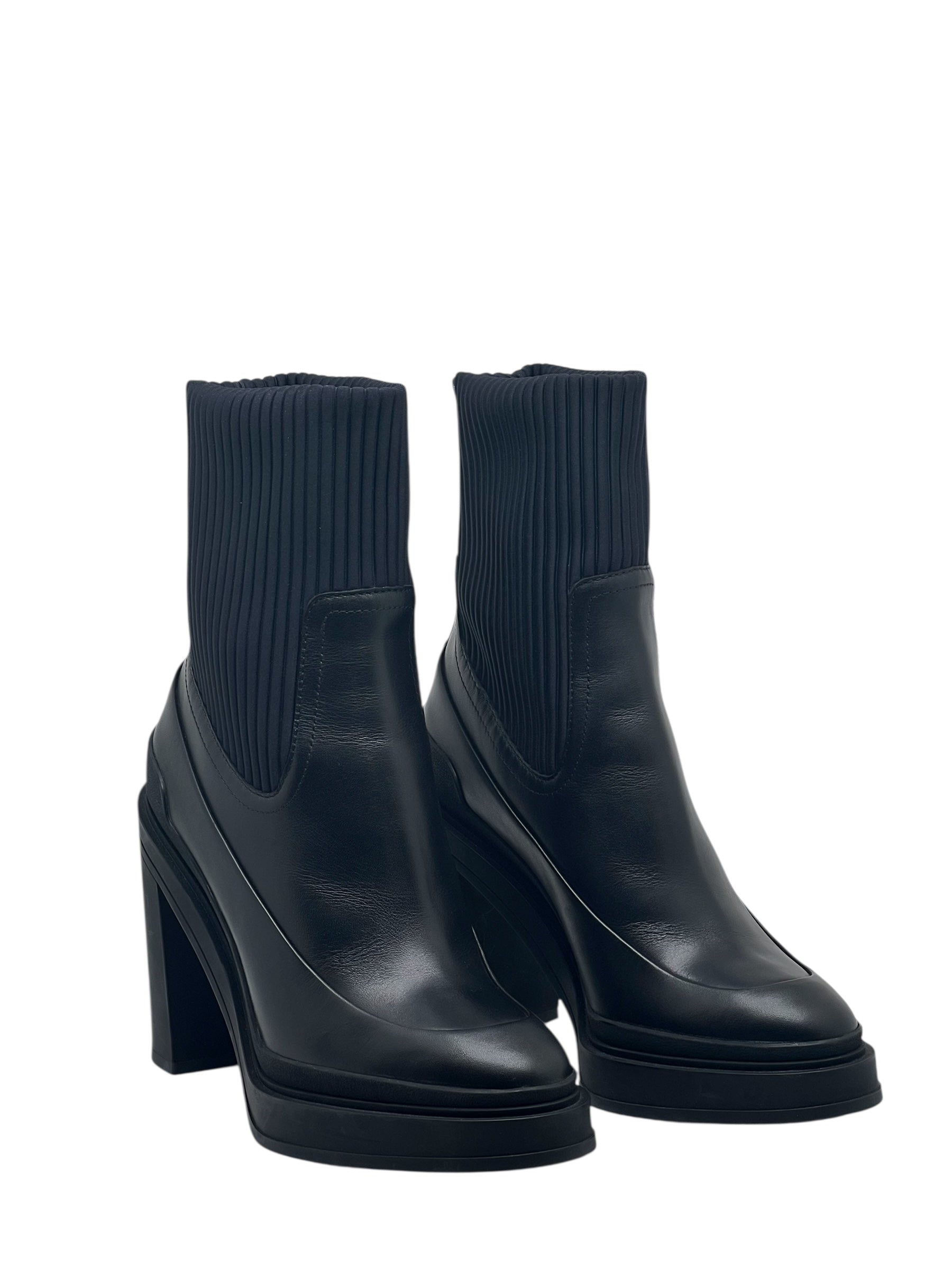 Hermès - Bottes en cuir T38