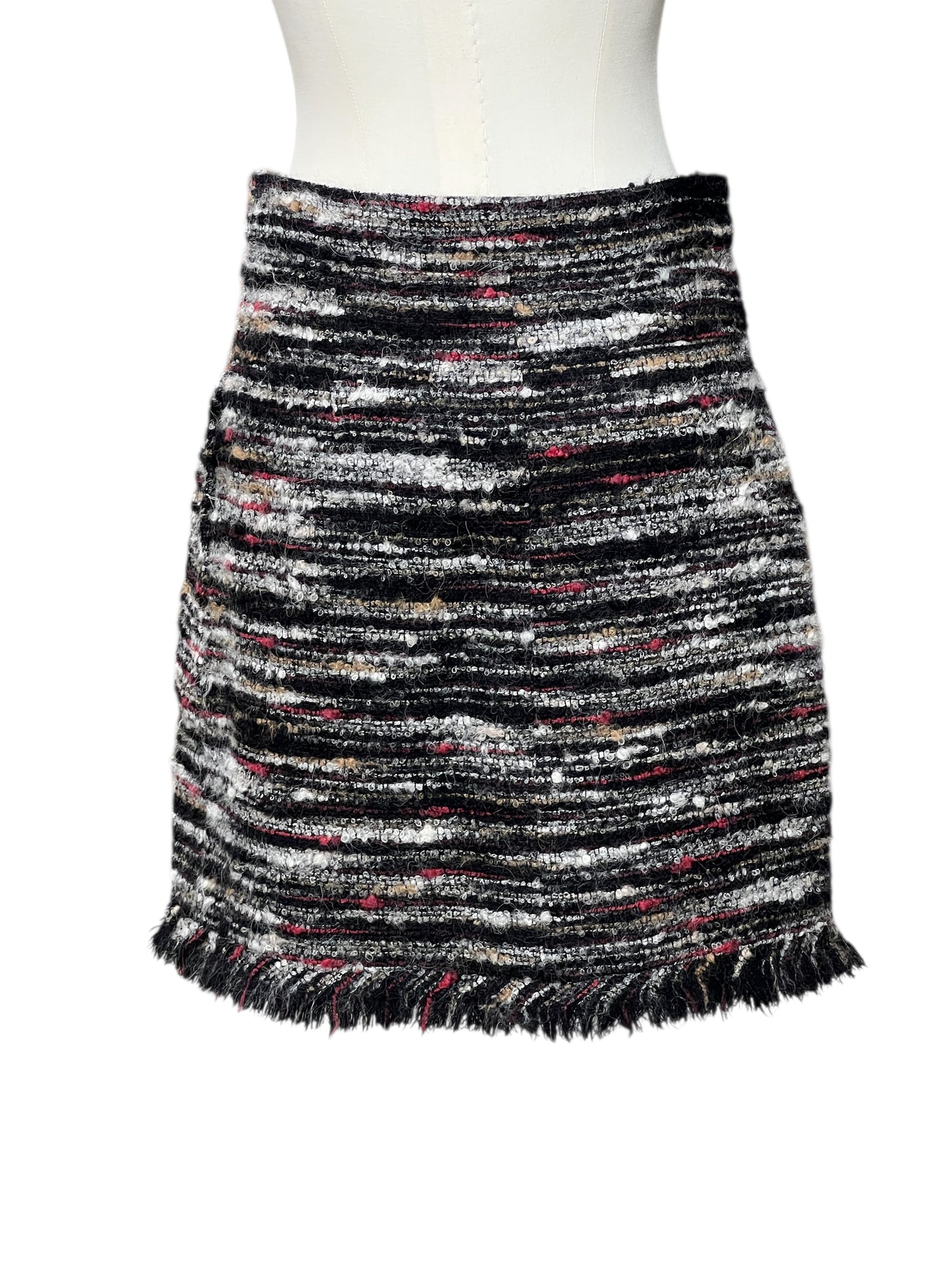 Chanel - Jupe mi-longue en Tweed T.36