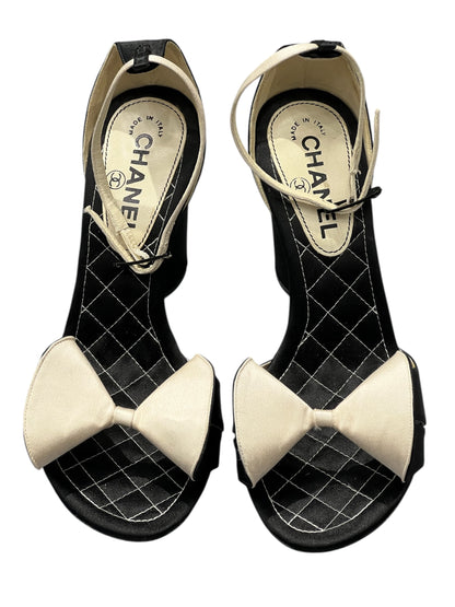 Chanel -  Sandales spartiates en satin T38