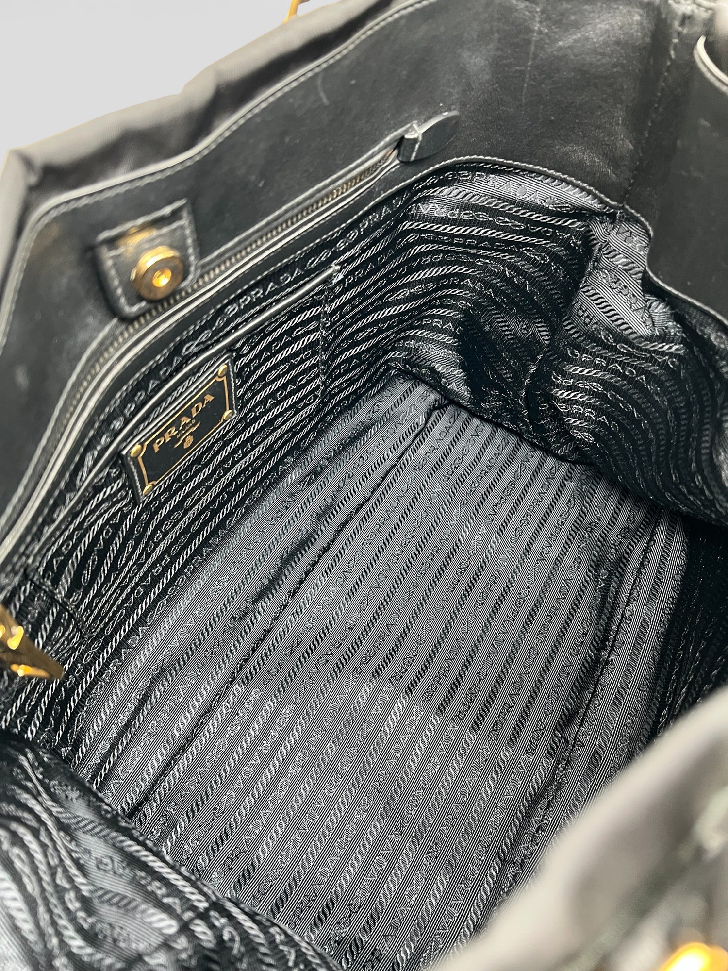 Prada - Sac à Main En Toile | Les Folies d&