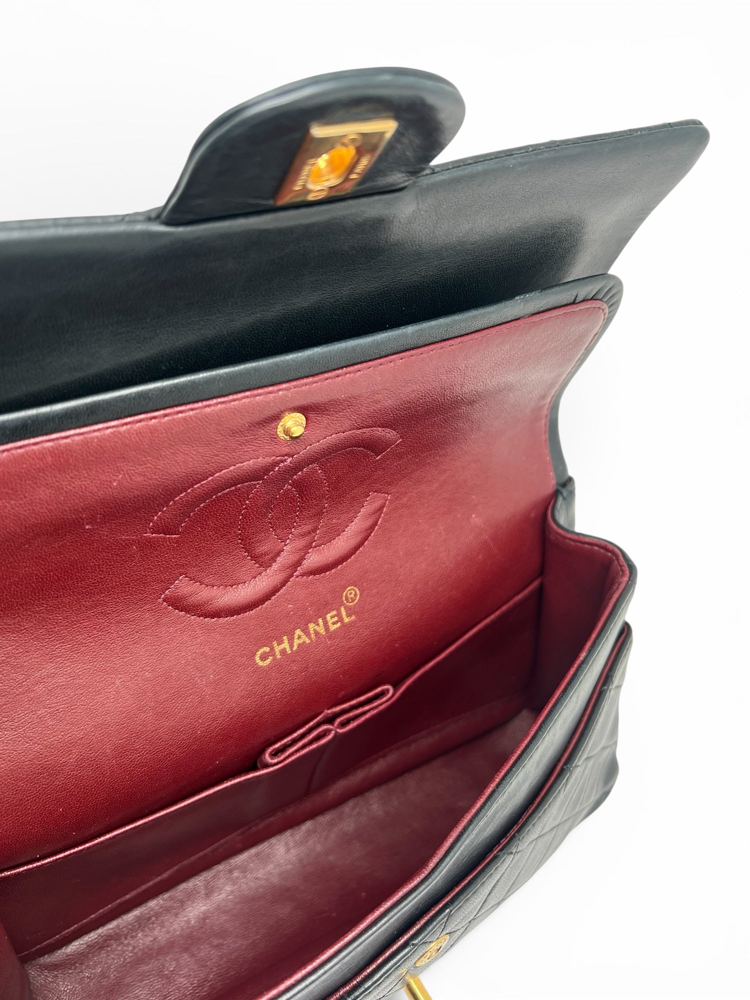 Chanel Sac Timeless 25 Noir | Les Folies d’Eugénie