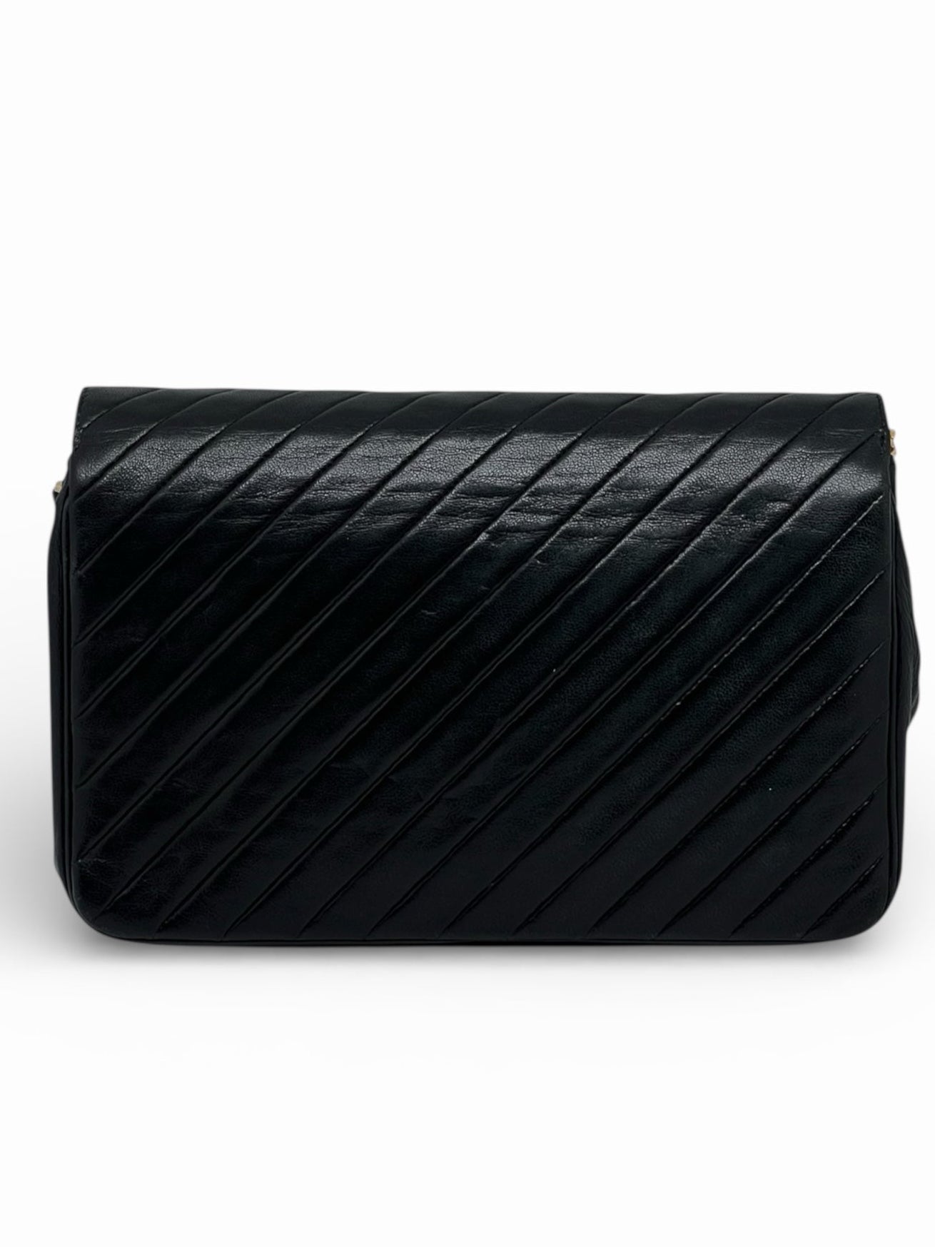 Sac Chanel à Rabat Style Chevron | Les Folies d’Eugénie