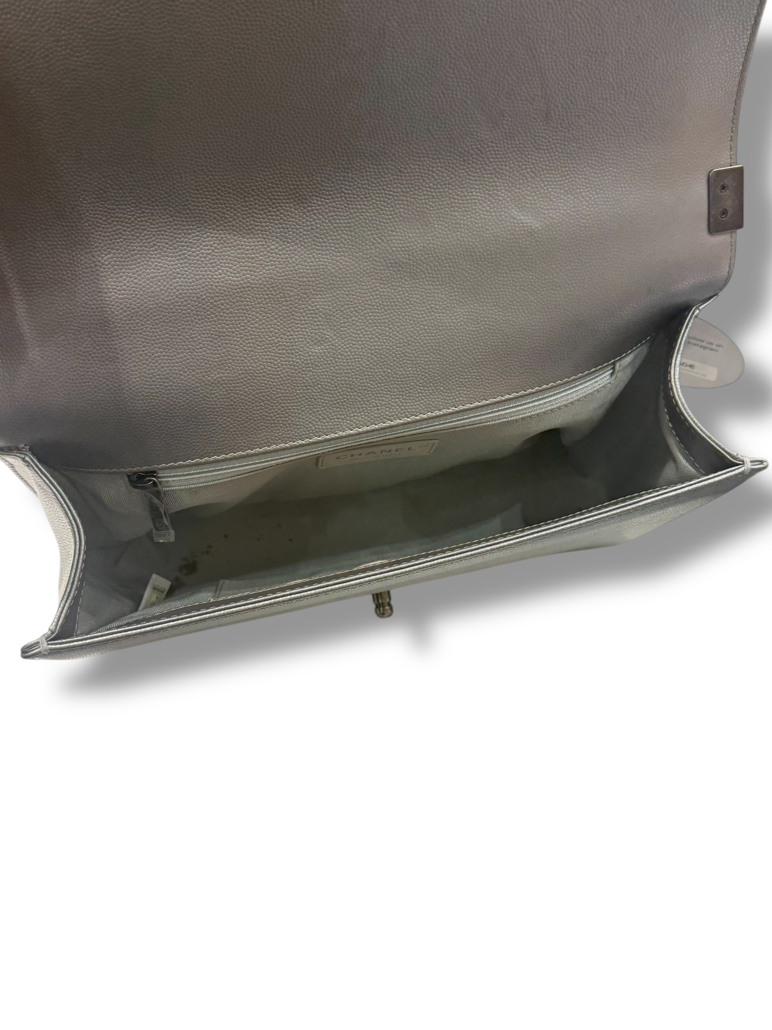 Chanel - Sac Boy 28 argenté