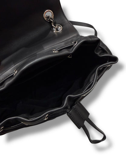 Sac Chanel à Dos CC Chevron Noir | Les Folies d’Eugénie