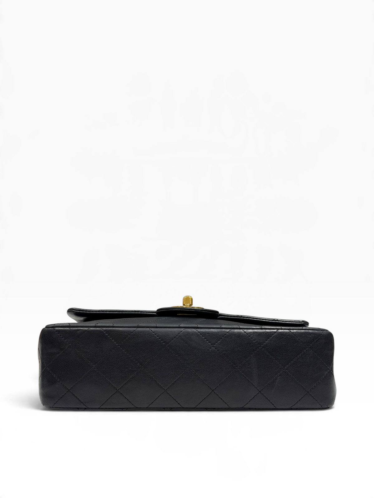 Chanel - Timeless 23 en cuir d’agneau noir