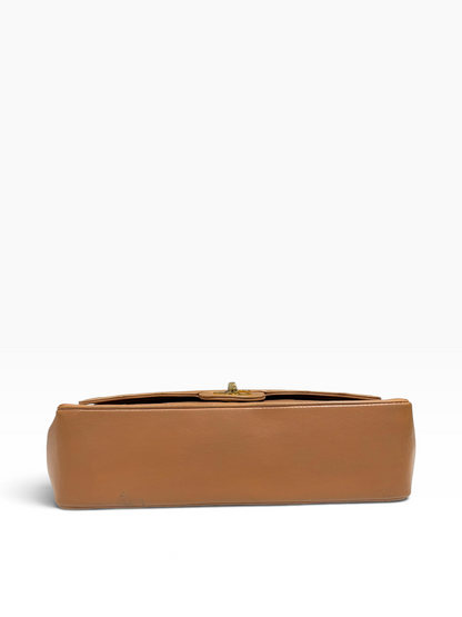 Chanel - Sac Timeless Medium cuir matelassé beige
