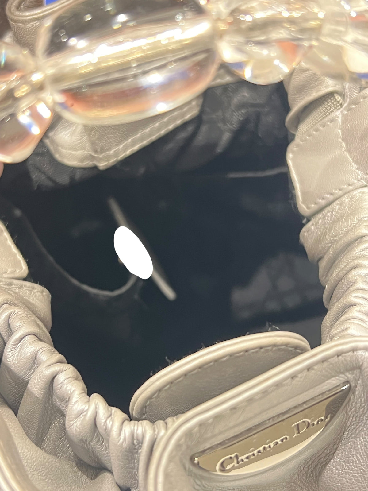 Christian Dior - sac seau pearl cuir gris argenté