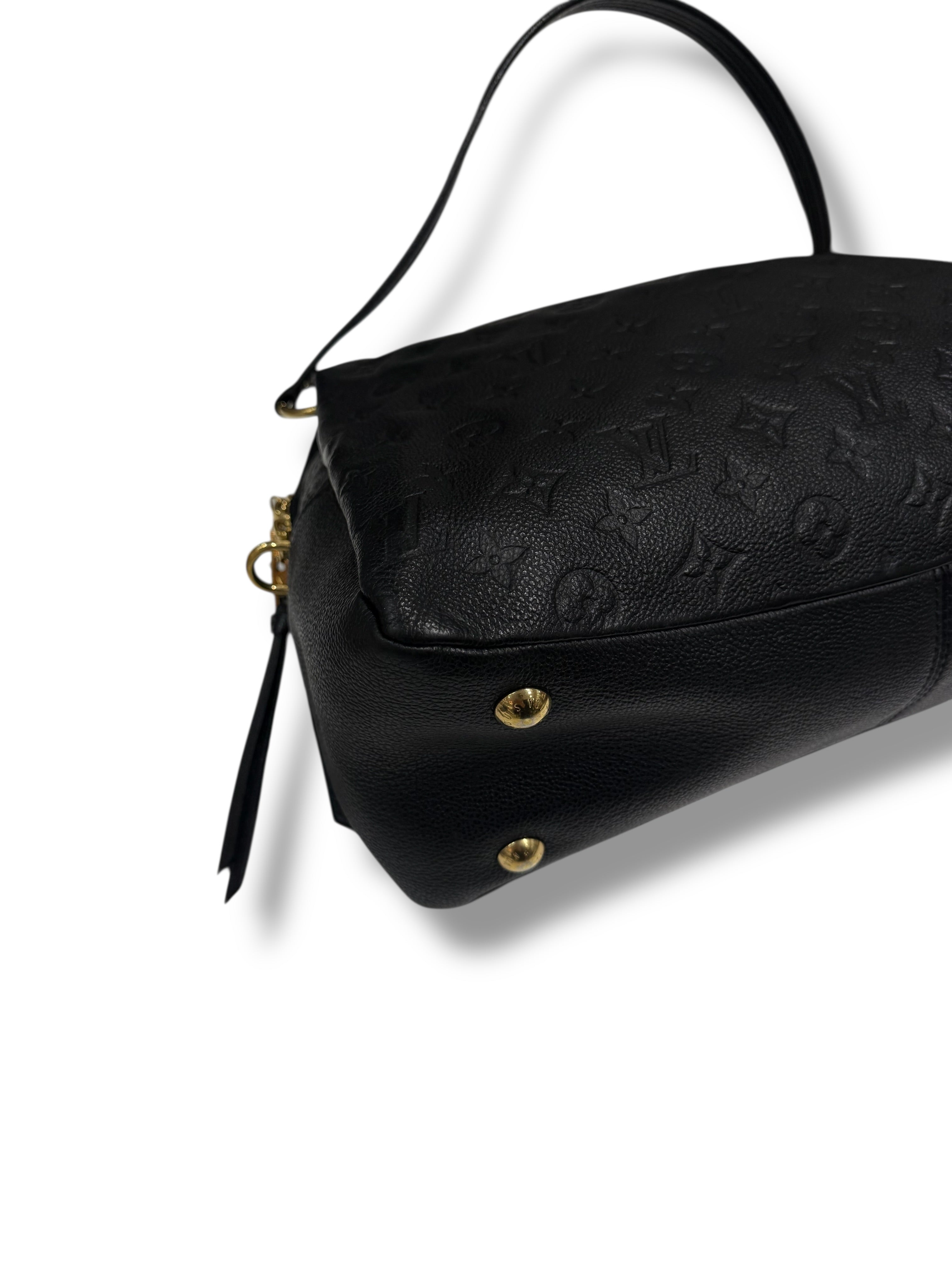 Louis Vuitton - Sac Ponthieu cuir empreintes noir