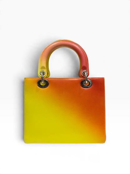 Dior - Lady Dior MM en cuir dégradé ombré jaune et orange