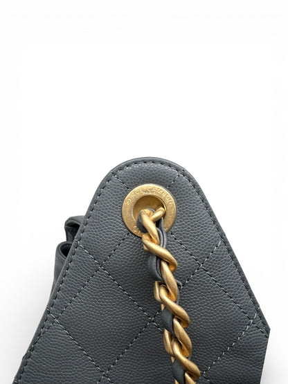 Chanel - Petit sac Chanel 25 gris