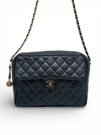 Chanel - Sac noir Camera en cuir Caviar