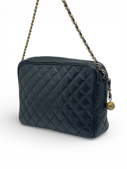 Chanel - Sac noir Camera en cuir Caviar