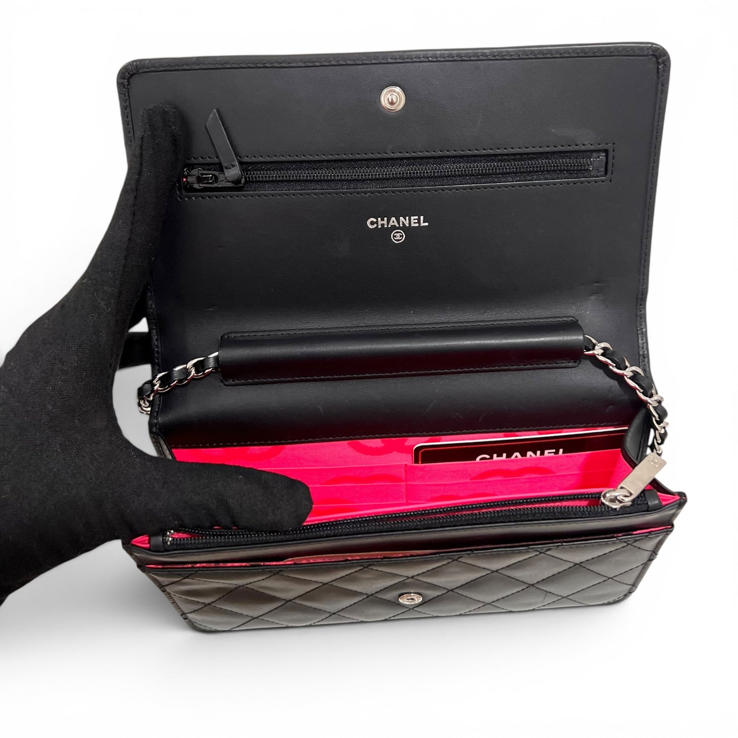 Chanel - Wallet On Chain