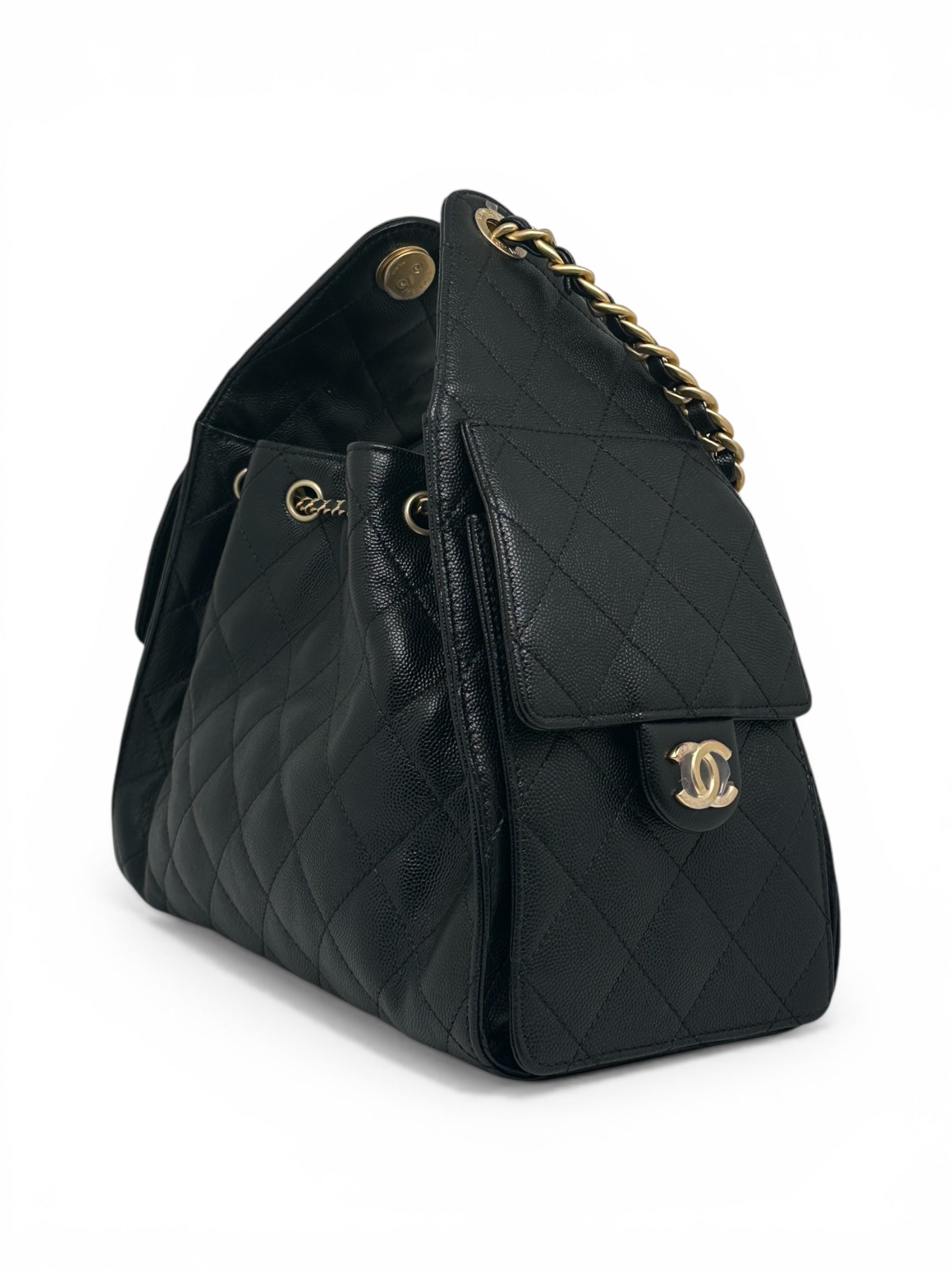 Sac Chanel 25 Cuir Grainé Noir | Les Folies d’Eugénie