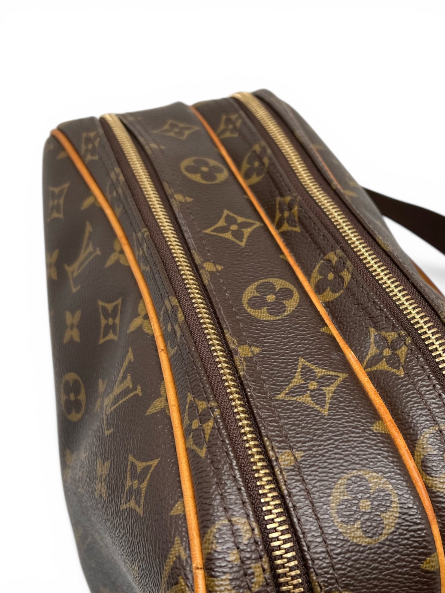 Louis Vuitton - Sac reporter monogram