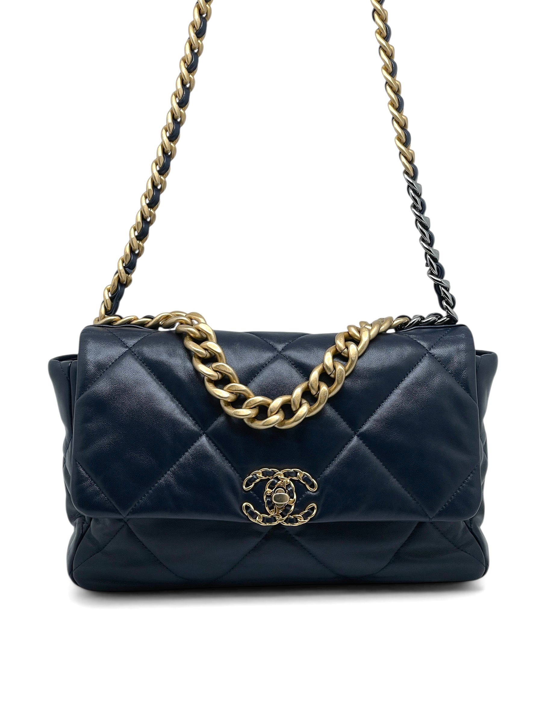Sac Chanel 19 Bleu Marine | Les Folies d’Eugénie