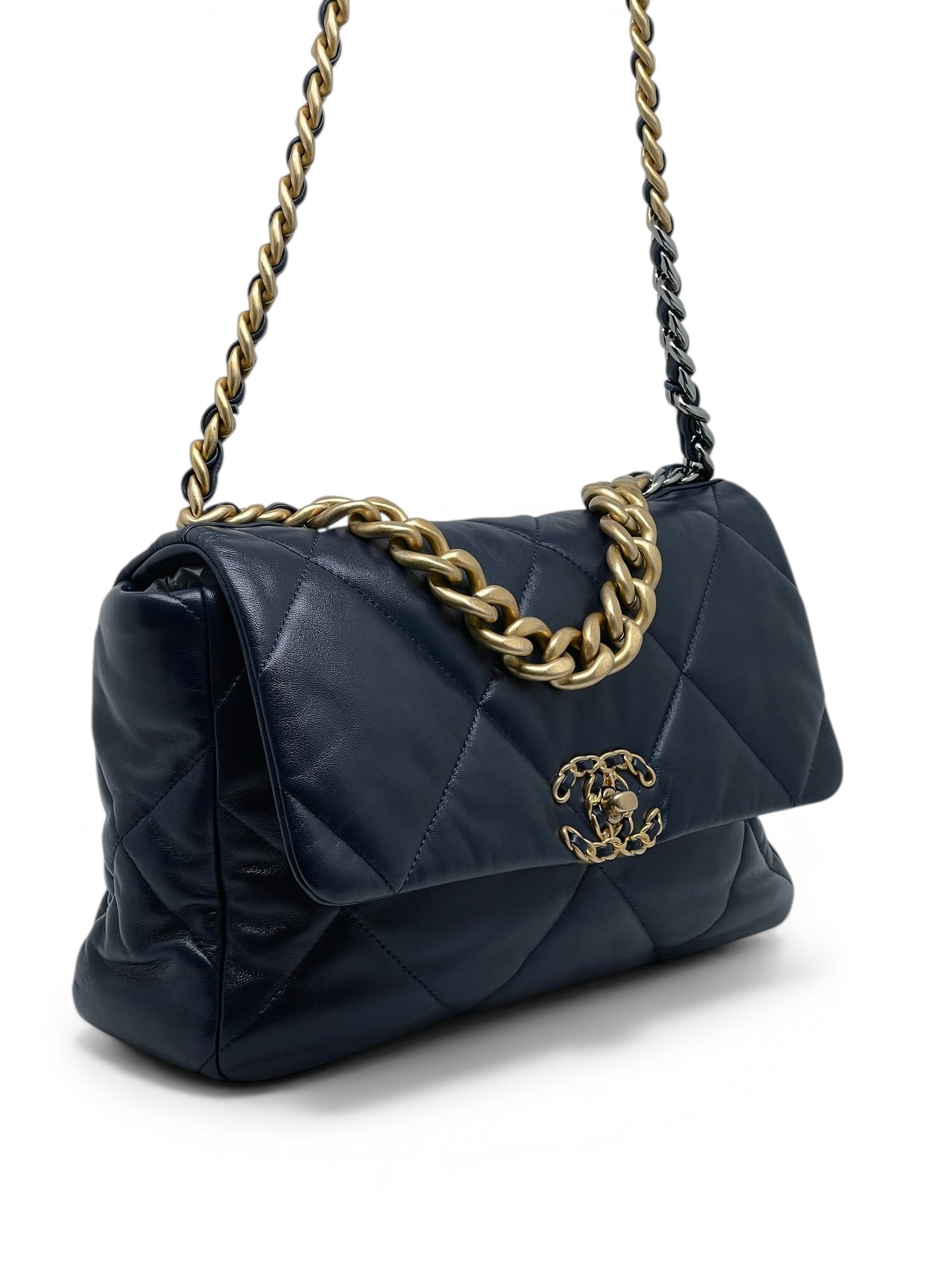 Sac Chanel 19 Bleu Marine | Les Folies d’Eugénie
