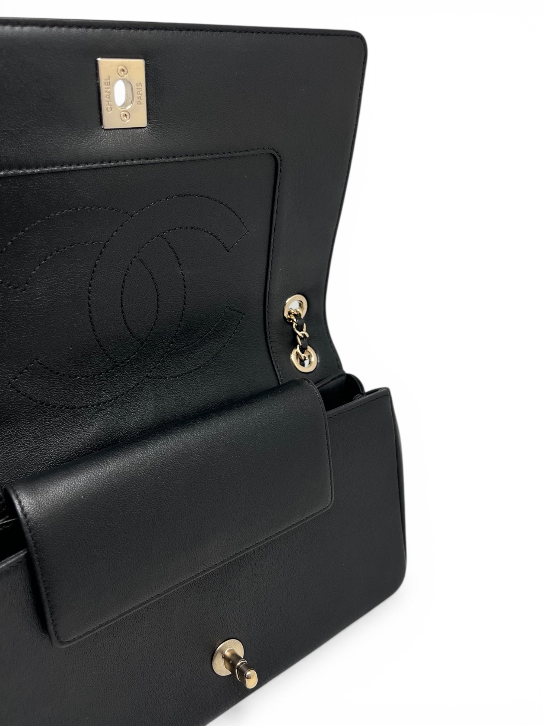 Sac Chanel Chevron Mademoiselle | Les Folies d’Eugénie