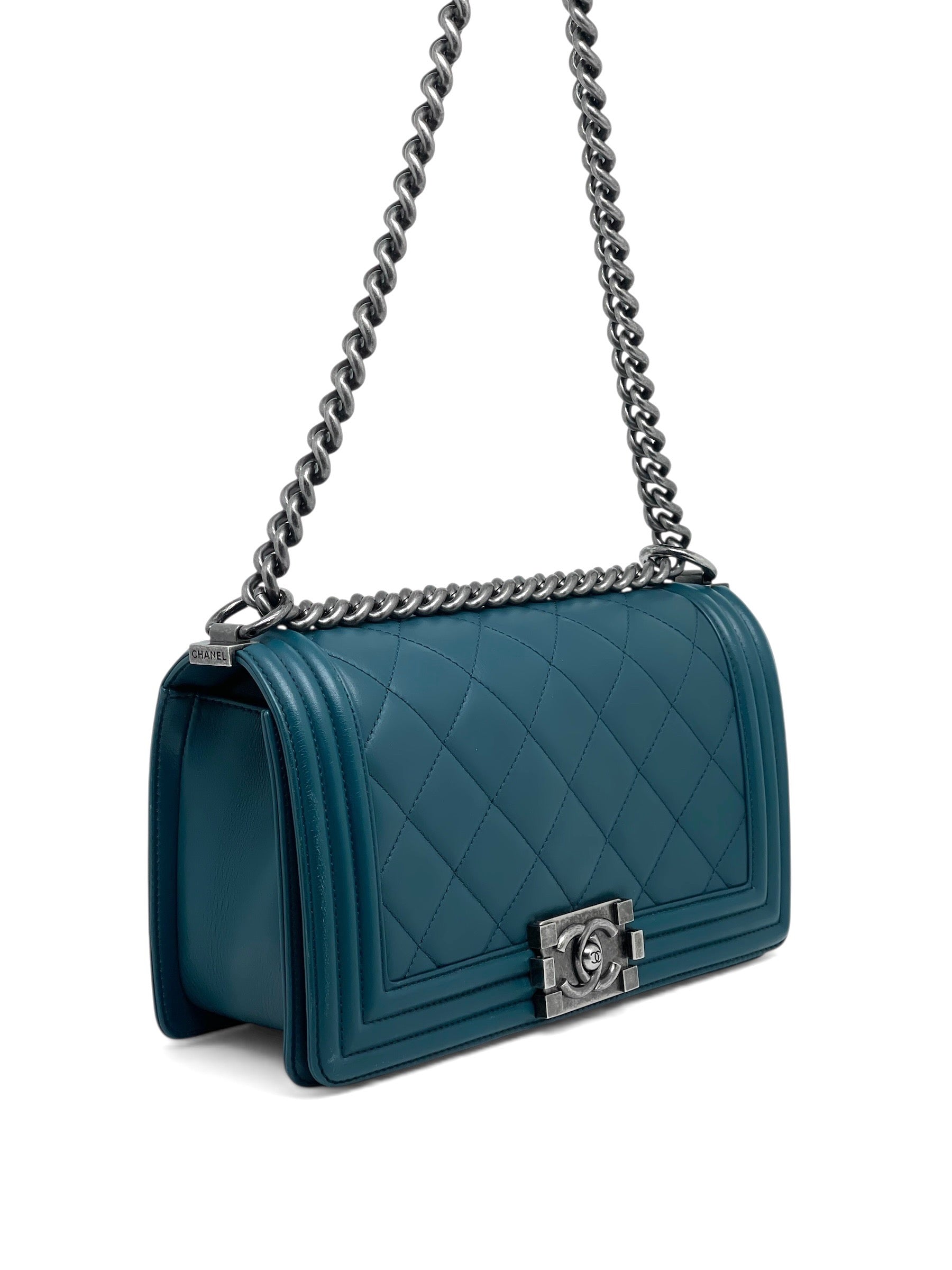 Chanel Sac Boy En Cuir D&