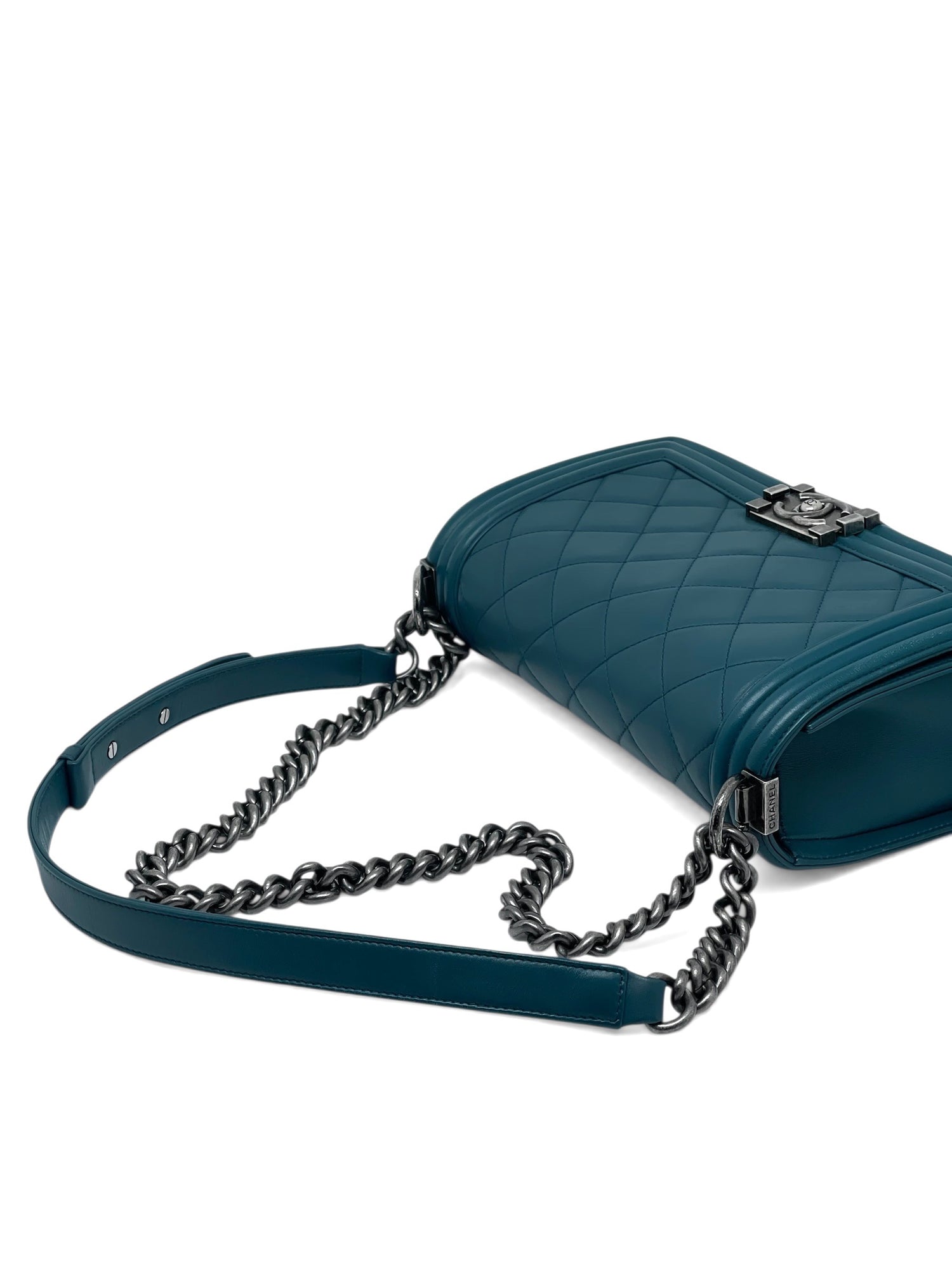 Chanel Sac Boy En Cuir D&