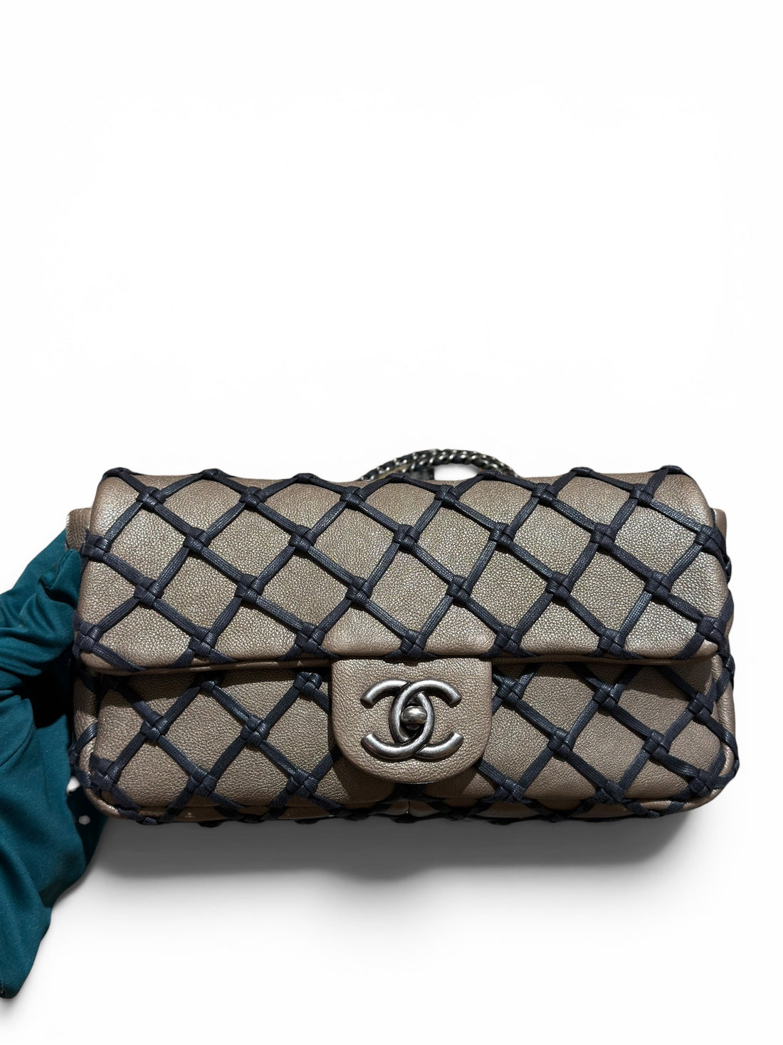 Chanel - Sac Timeless 25 édition limitée kaki et noir