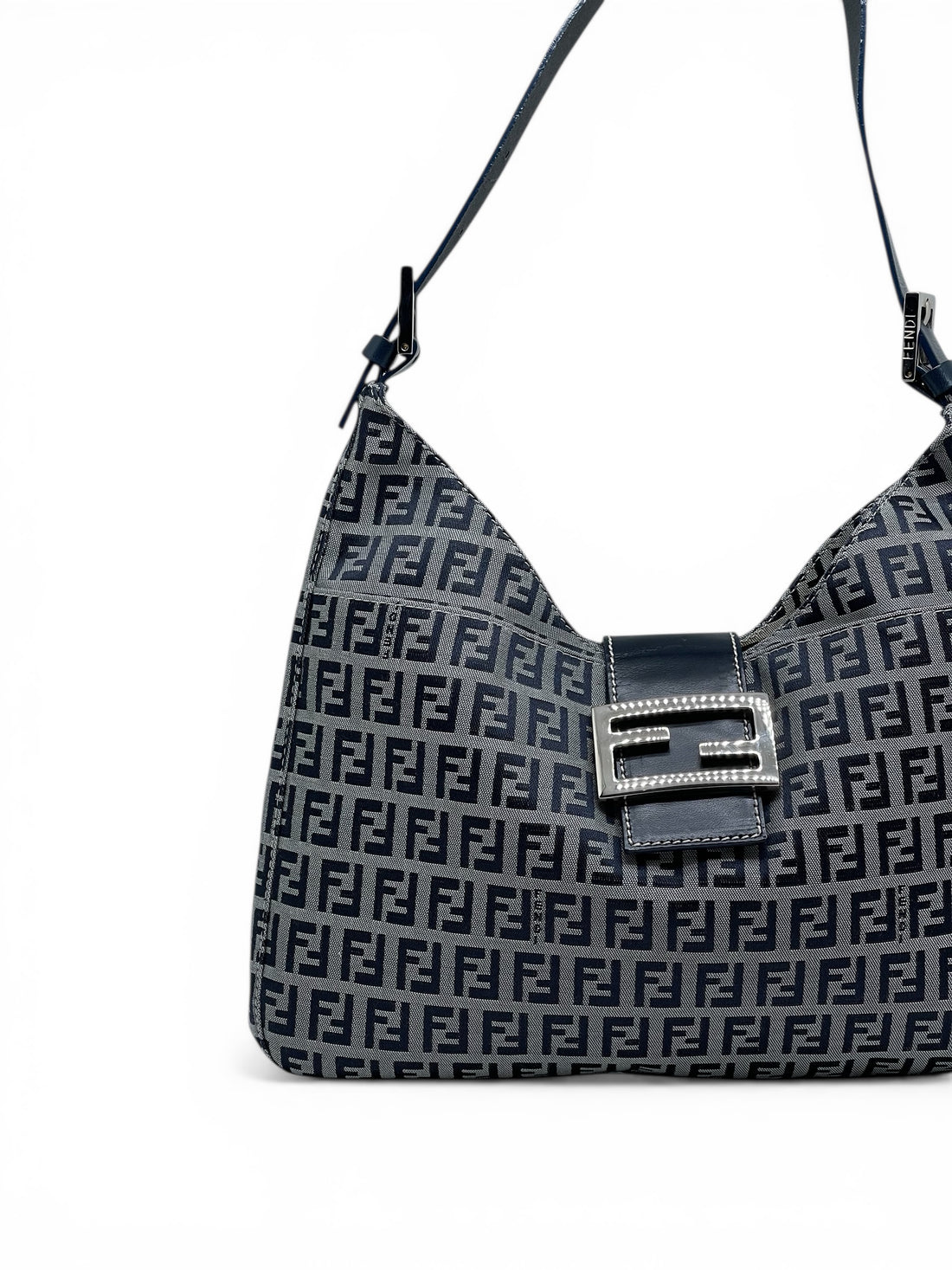 Fendi Sac Mamma Baguette Bleu | Les Folies d’Eugénie