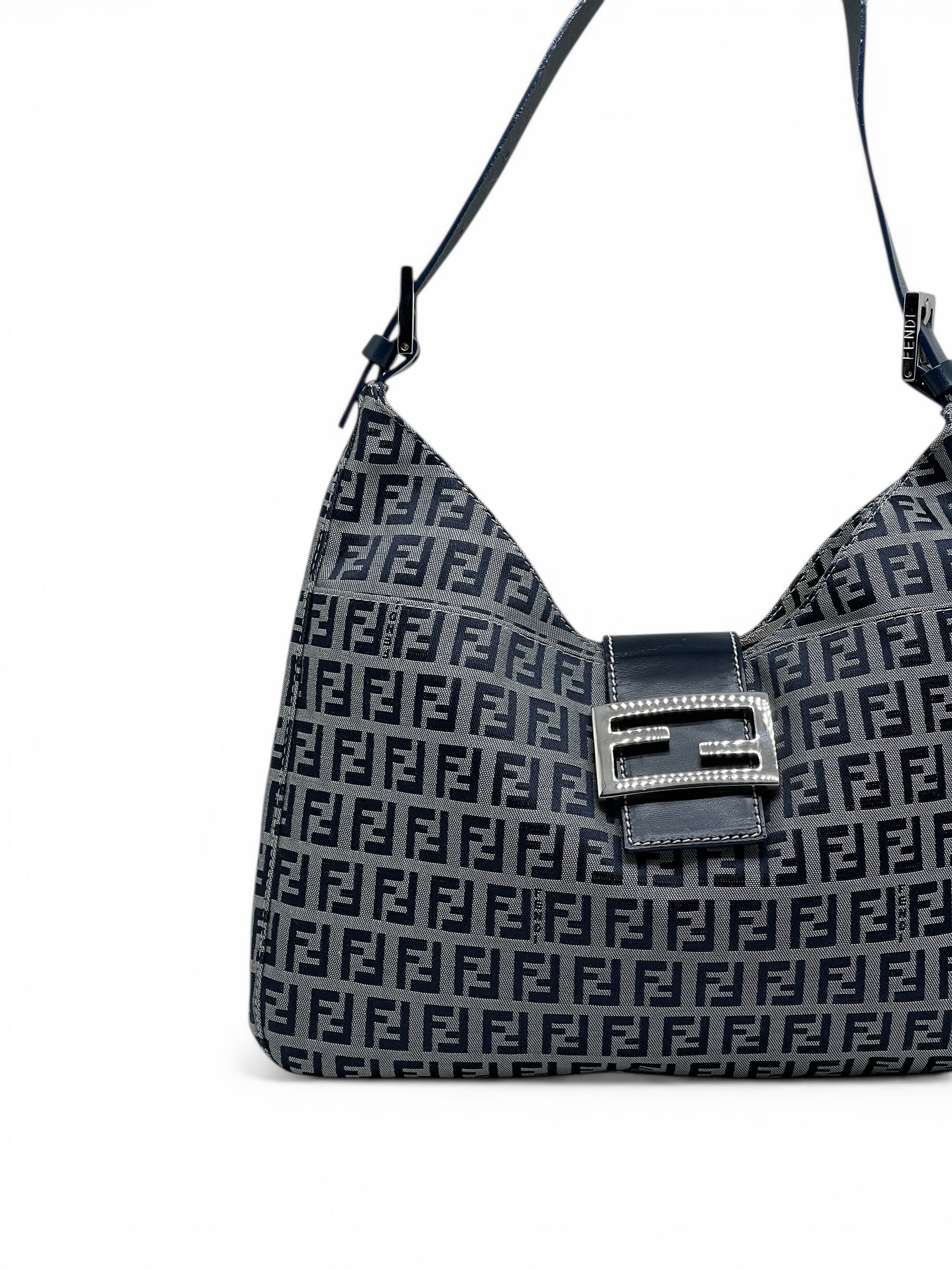 Fendi Sac Mamma Baguette Bleu | Les Folies d’Eugénie