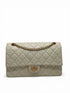 Sac Chanel 2.55 Beige Taille 28 | Les Folies d’Eugénie