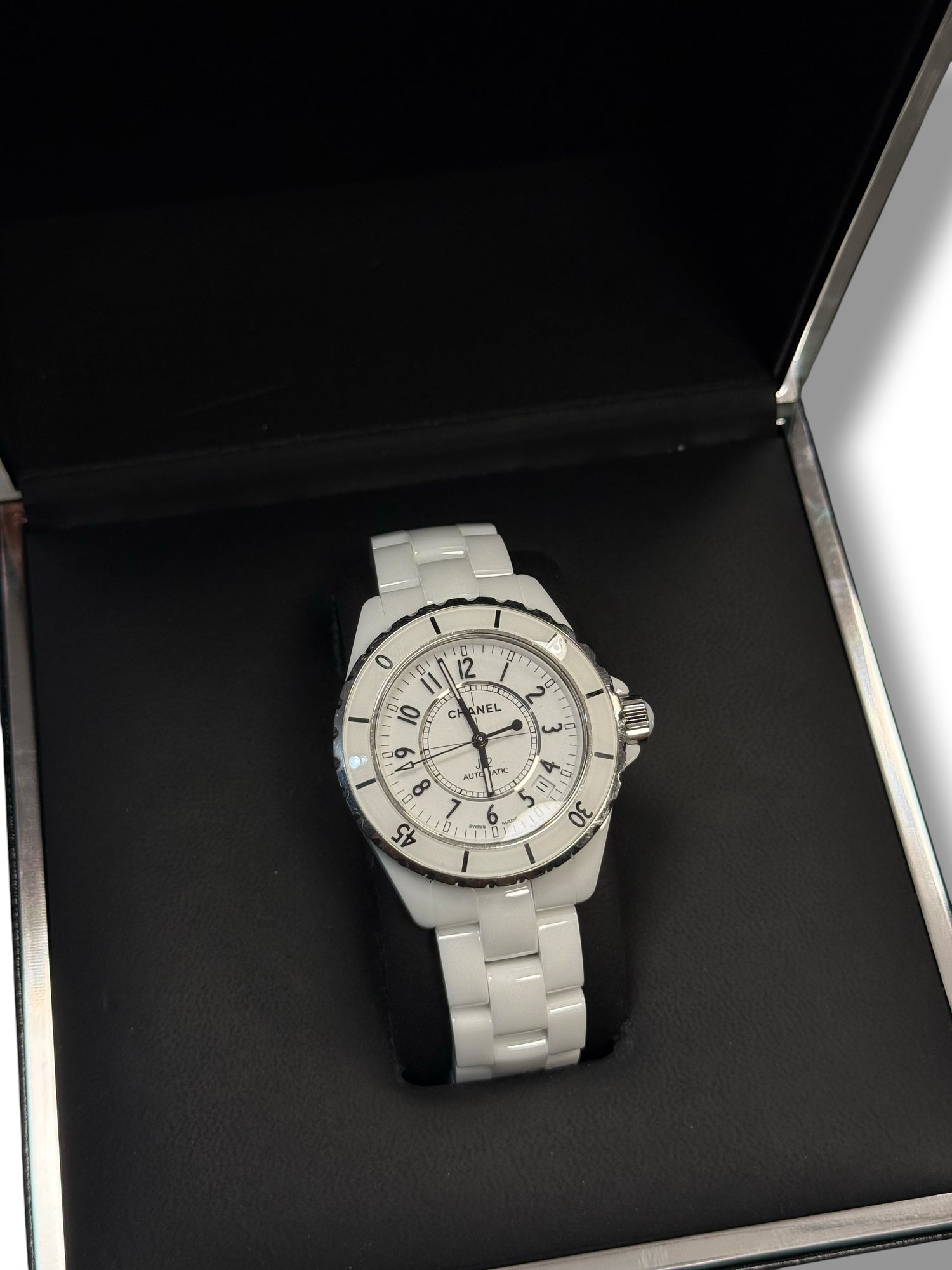 Chanel - Montre J12 Date 38mm Automatique céramique blanche