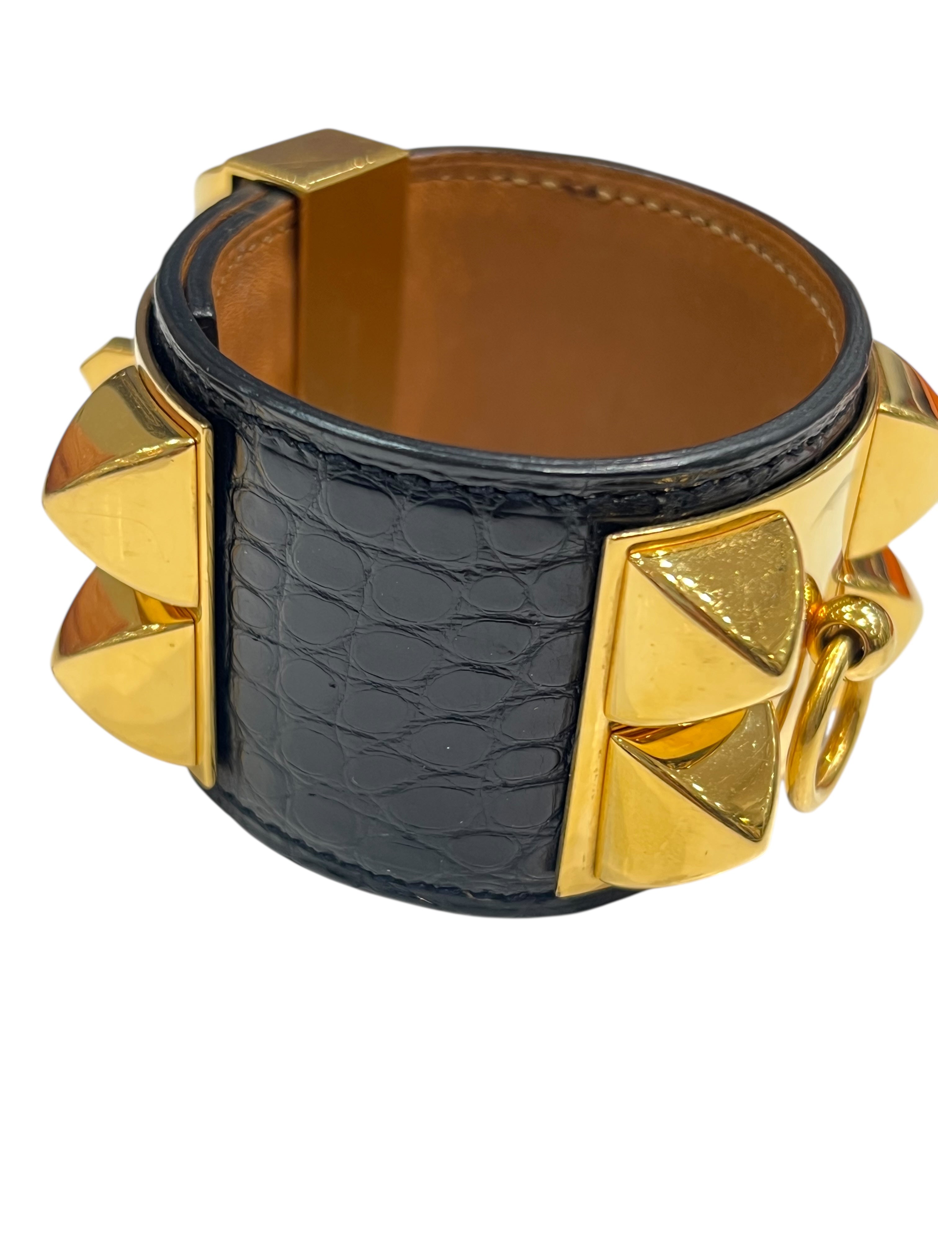 Hermès - manchette medor alligator noir / doré