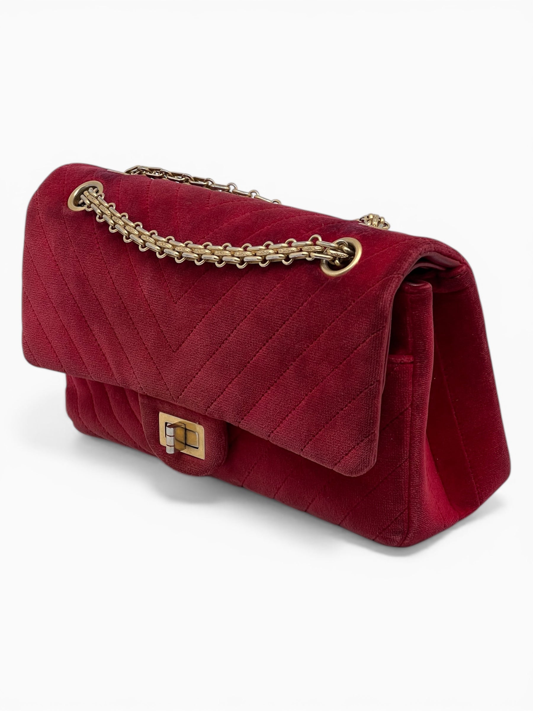 Sac Chanel 2.55 25 en Velours Rouge | Les Folies d’Eugénie