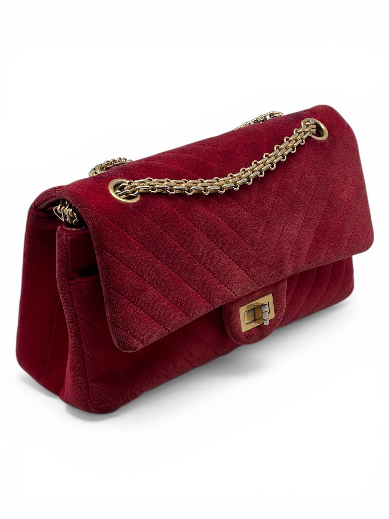 Sac Chanel 2.55 25 en Velours Rouge | Les Folies d’Eugénie