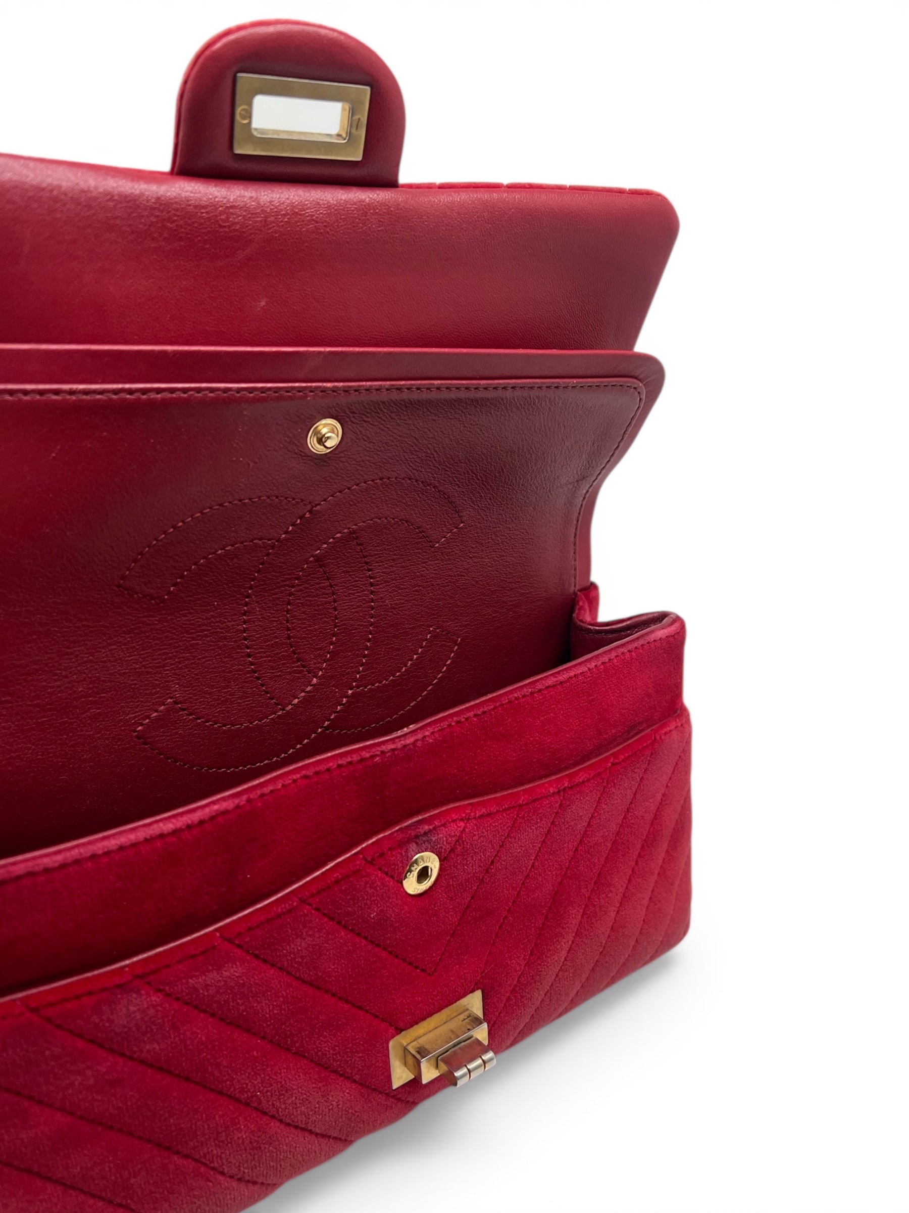 Sac Chanel 2.55 25 en Velours Rouge | Les Folies d’Eugénie