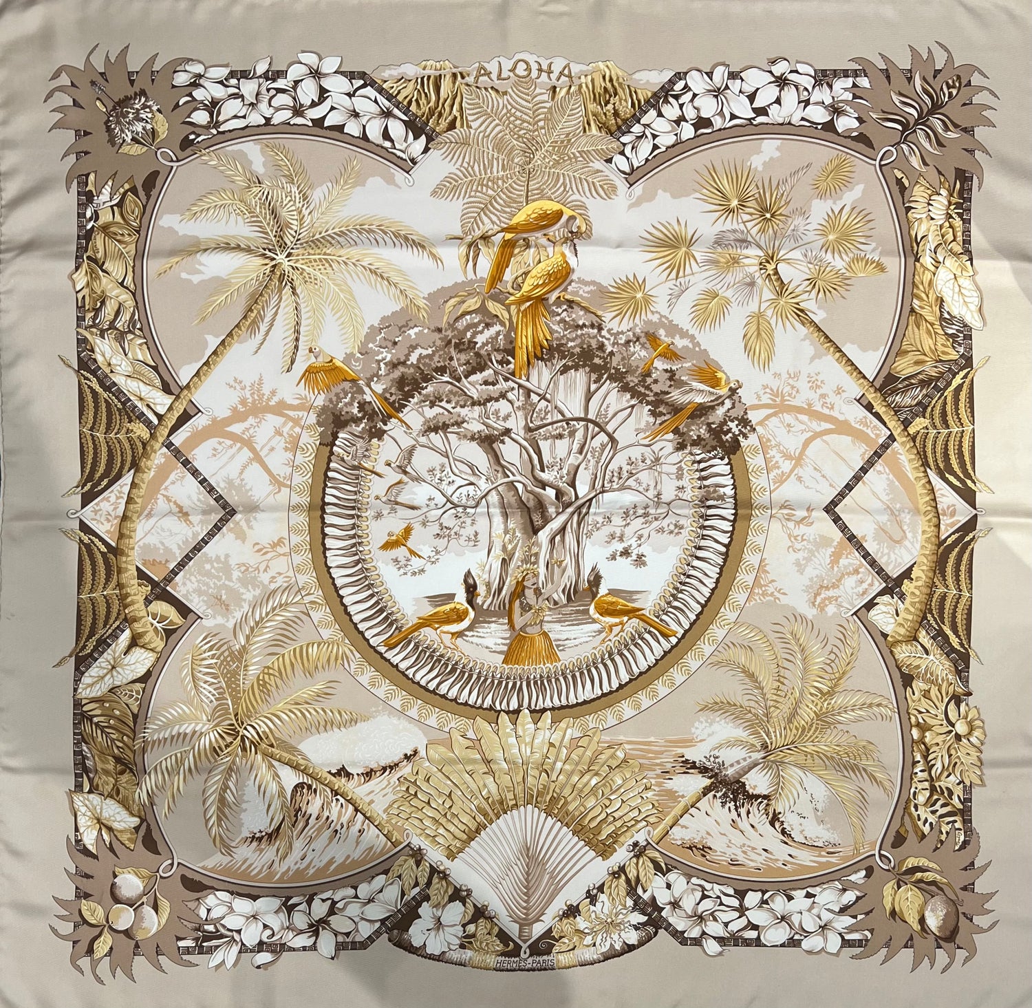 Hermès Carré de Soie 90 Aloha | Les Folies d’Eugénie
