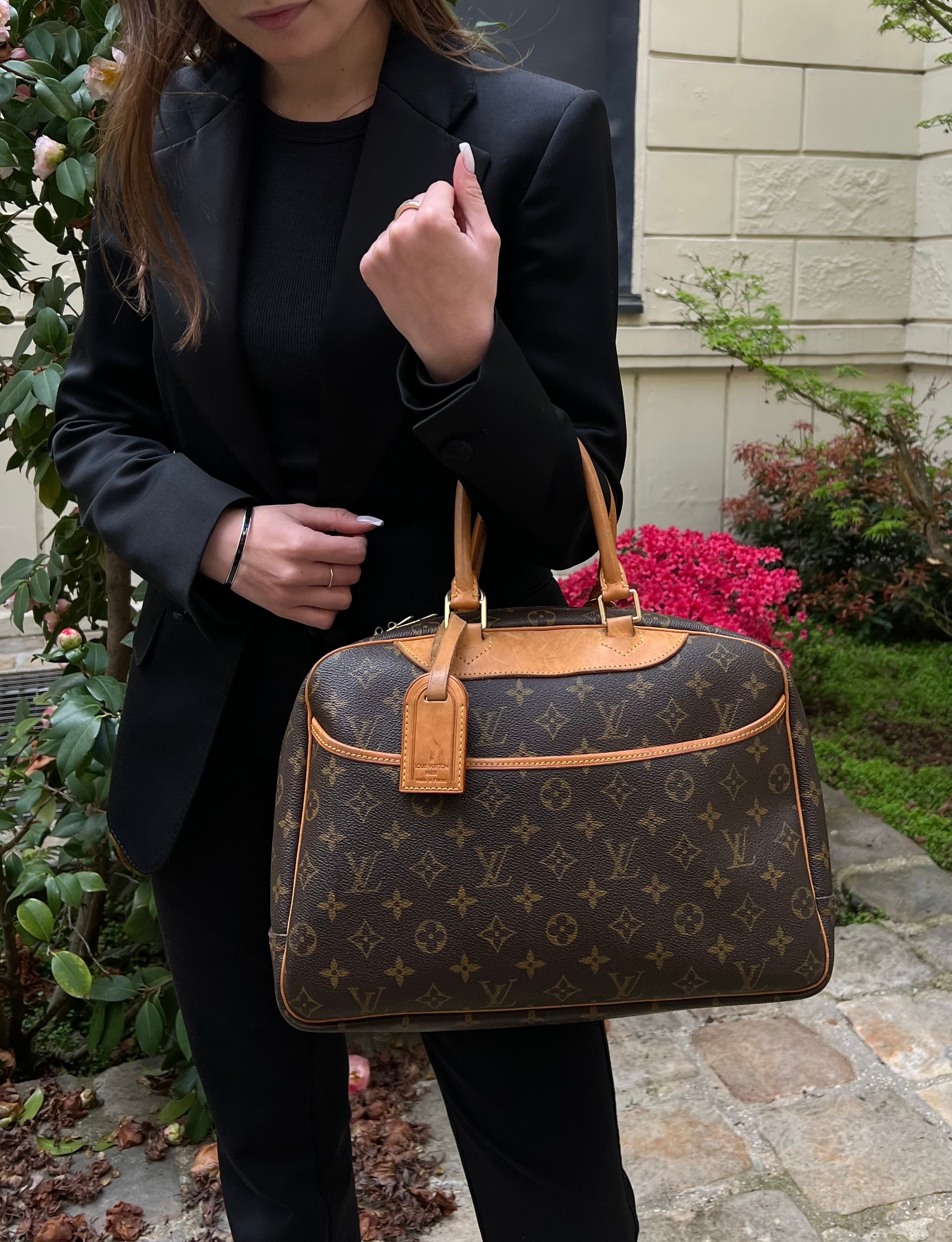 Sac Louis Vuitton à main Deauville | Les Folies d’Eugénie
