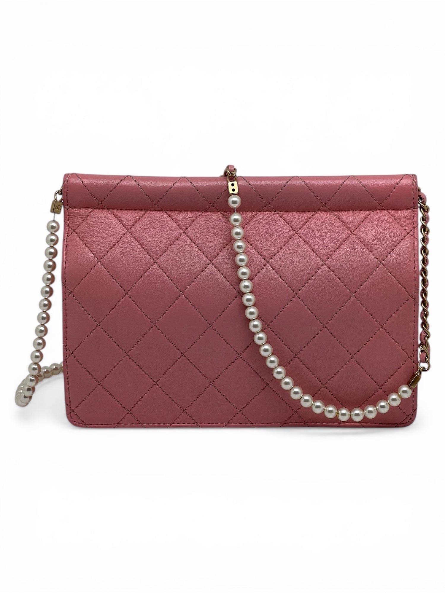 Chanel Sac à Rabat Rose Bandoulière en Perles | Les Folies d’Eugénie