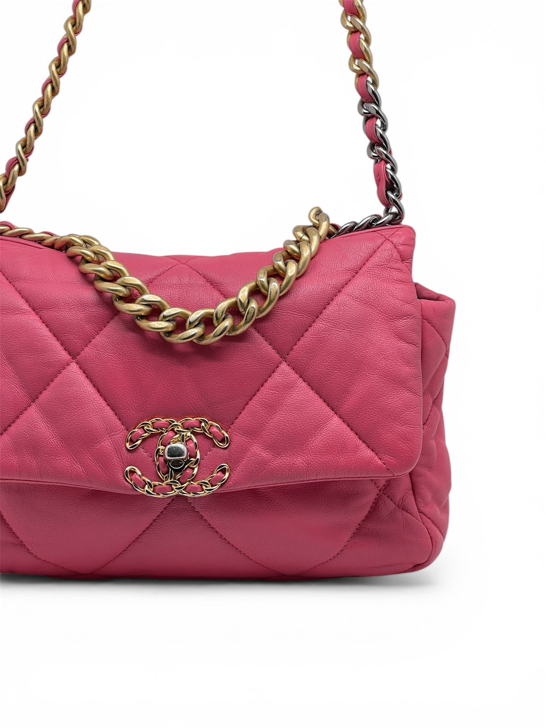 Chanel – Handtasche 19 aus rosafarbenem Leder
