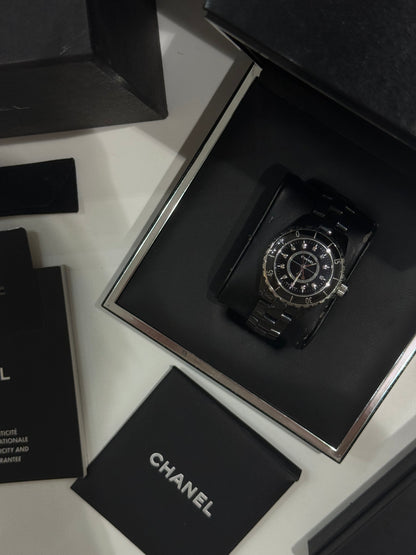 Chanel - J12 33mm index diamants