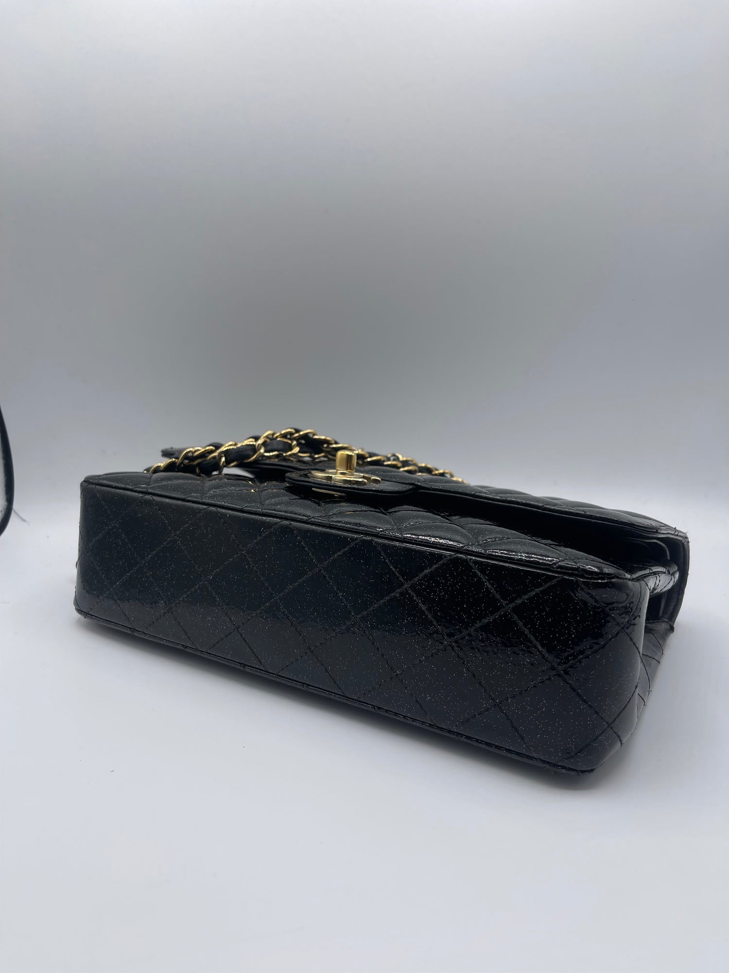 Chanel - Tasche 11.12 Zeitlos schwarz lackiert glitzernd