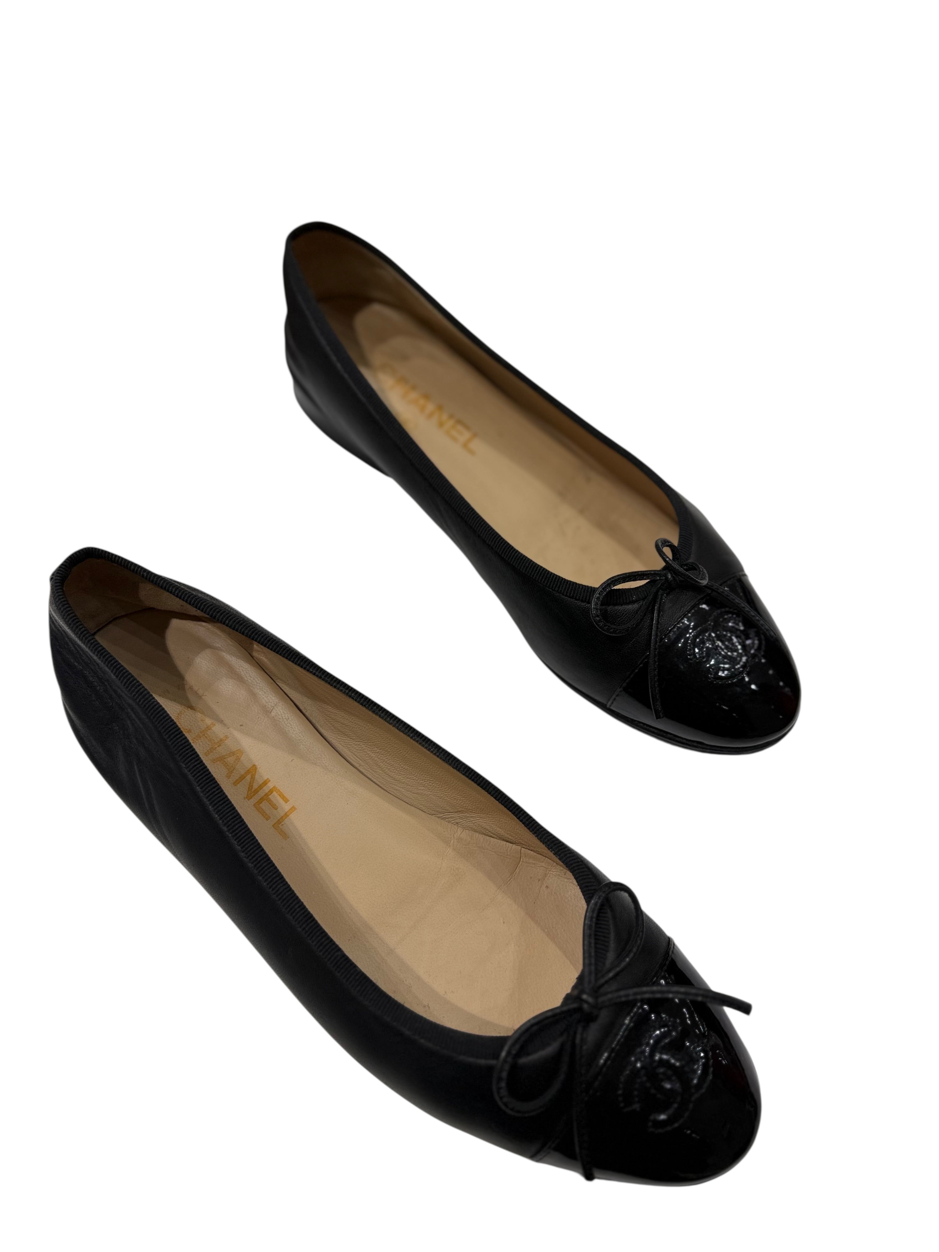 Chanel - Ballerines Classique T38 1/2 | Les Folies d’Eugénie