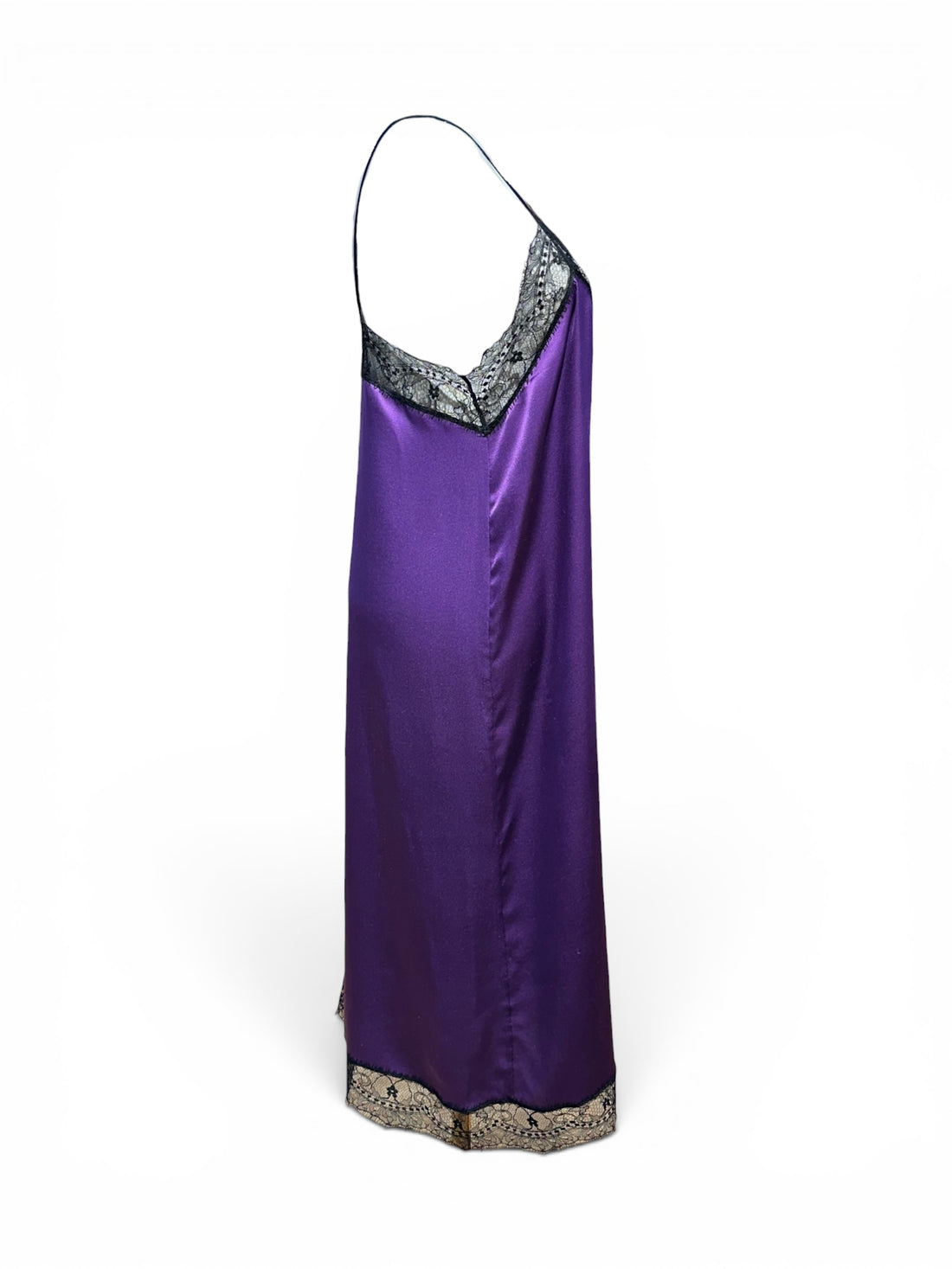 Ami – Kleid aus Seide und Spitze in Violett, T42