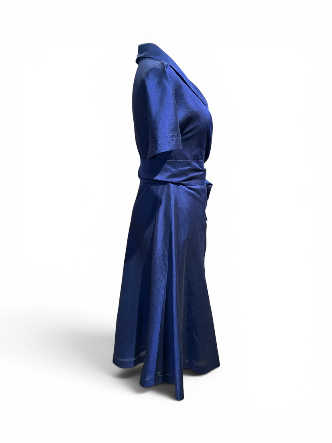 Max Mara – Seidenkleid in Violett, T36