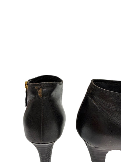Chanel - Bottines en cuir lisse et bout vernis T36,5