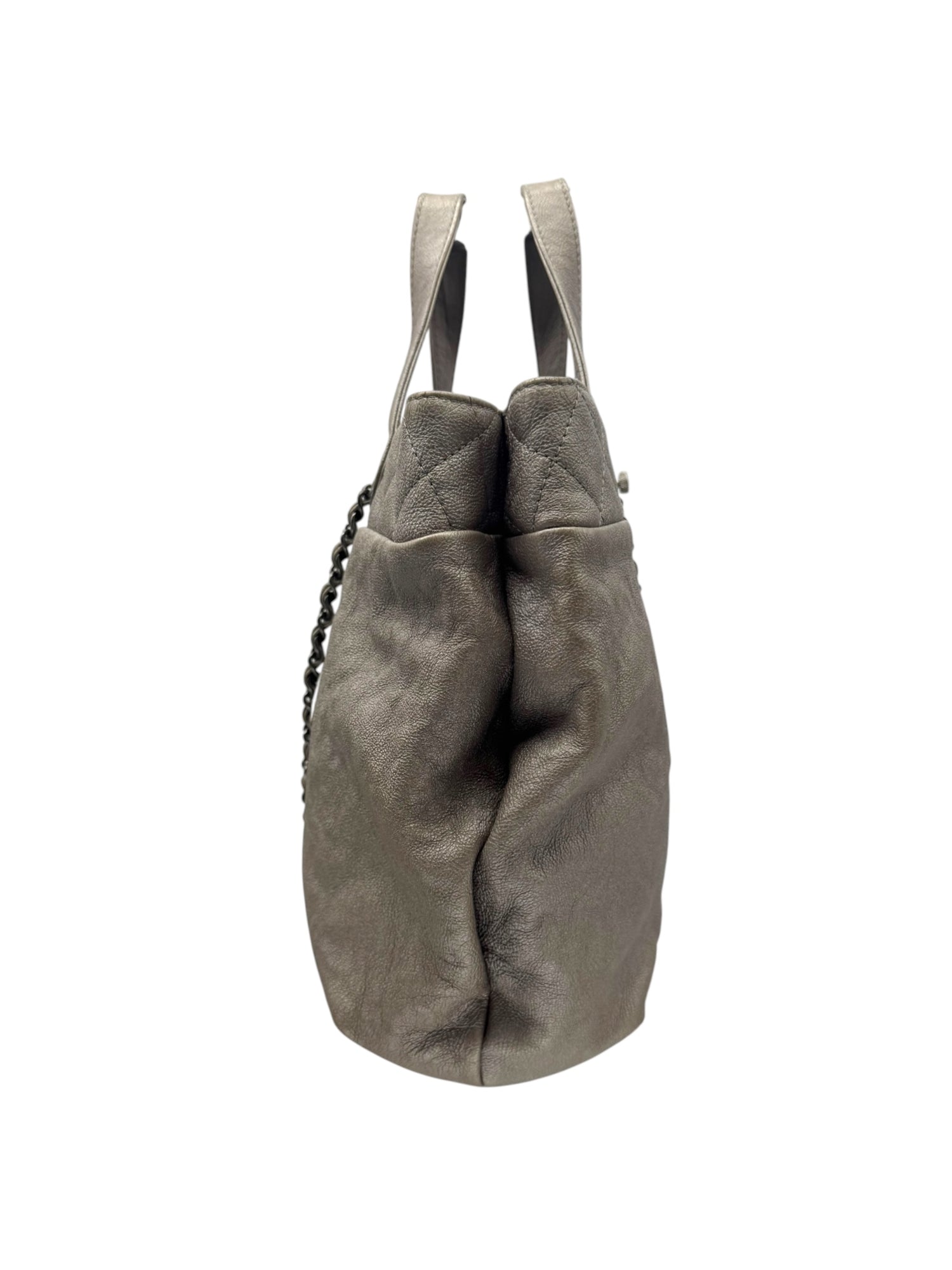Chanel - Sac Trianon gris irisé