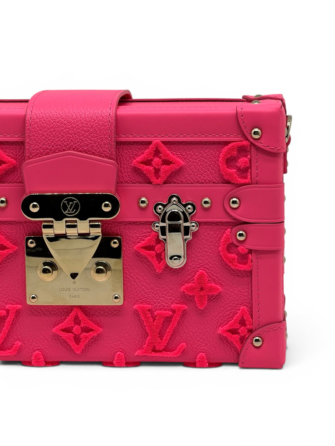 Louis Vuitton – Petite-Malle-Tasche aus neonrosafarbenem Leder mit Schulterriemen