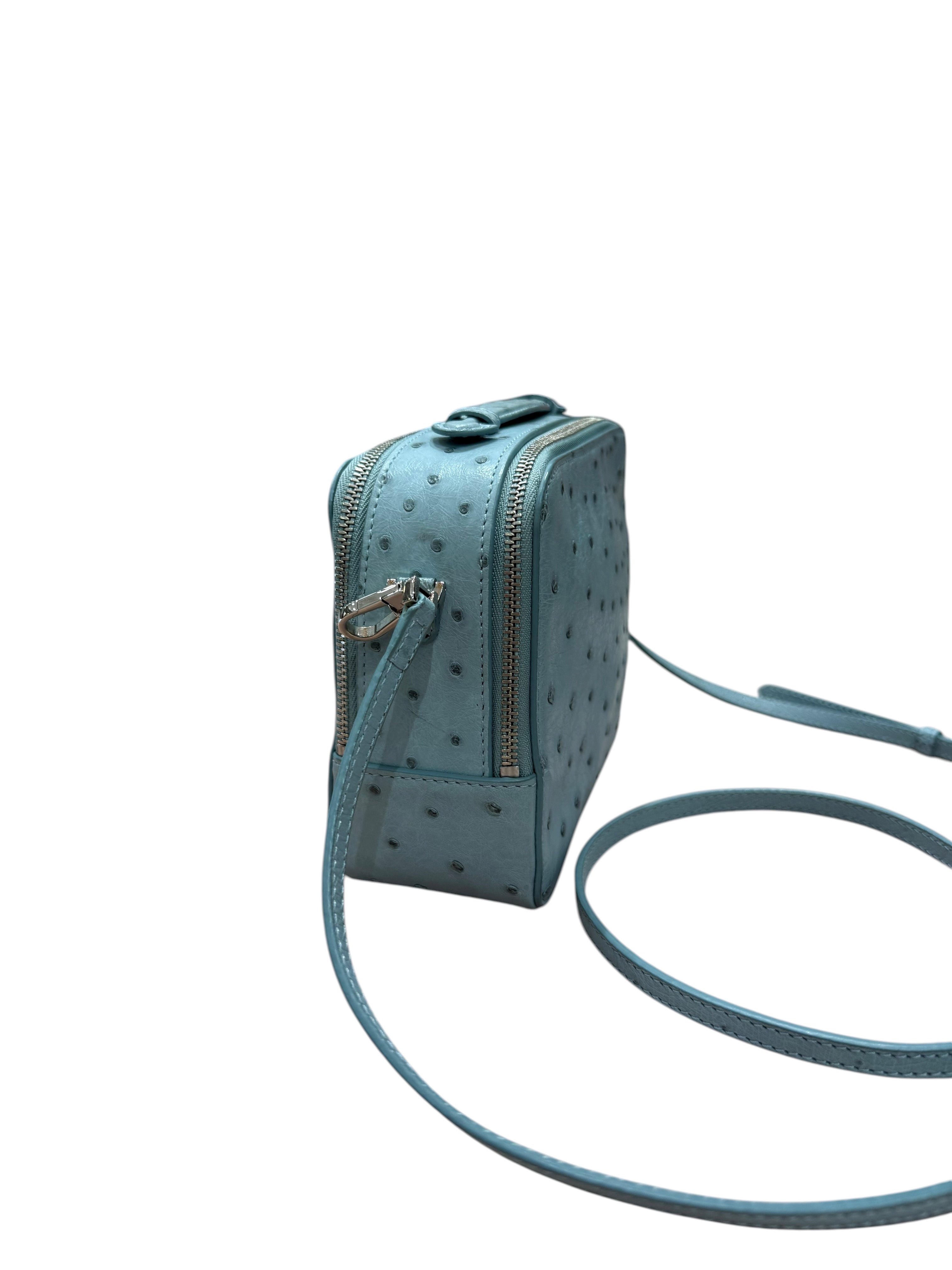 Loro Piana - Sac vanity en autruche bleu