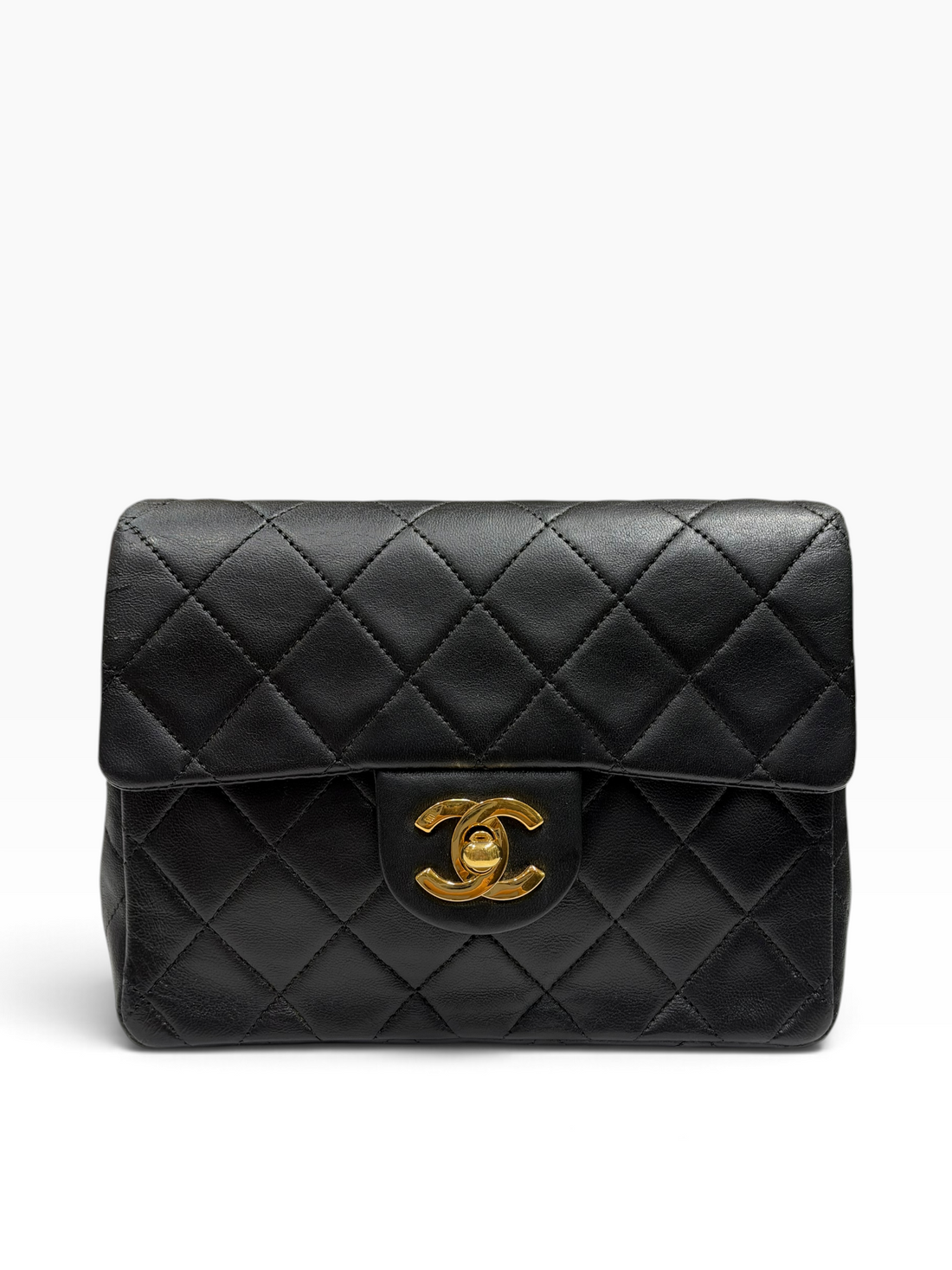 Chanel - Timeless mini en cuir agneau noir